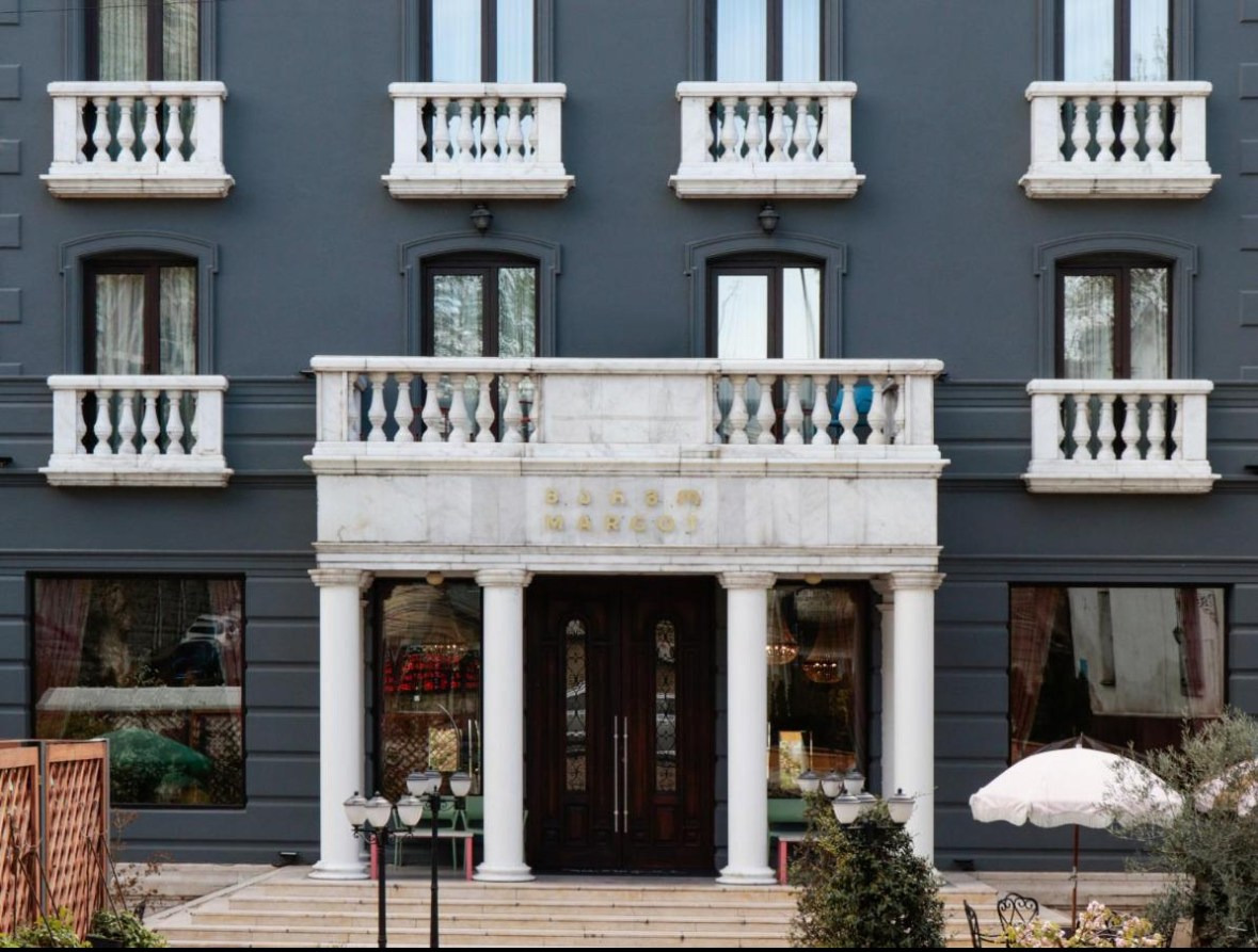 Margo Hotel